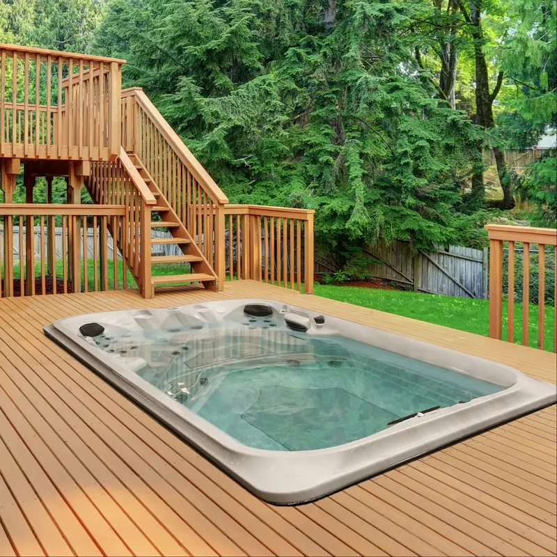 Jacuzzi Poweractive J-16 Swim Spa — Streamlined Hydrotherapy Option 1